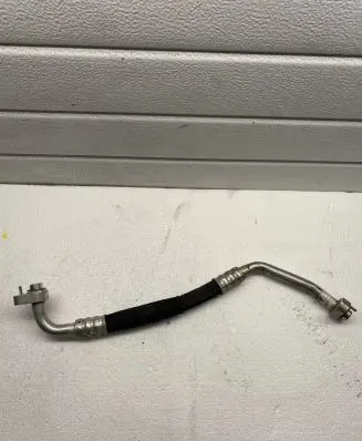BMW i3 Air conditioning (A/C) pipe/hose 933548501