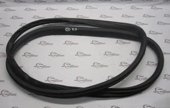 Volvo S60 Rubber seal loading door 