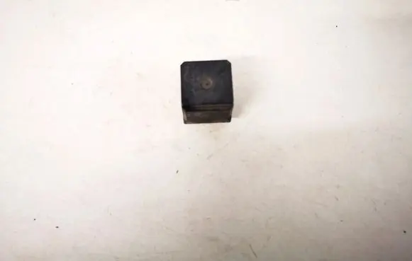 Jeep Grand Cherokee (WK) Other relay 04692181aa