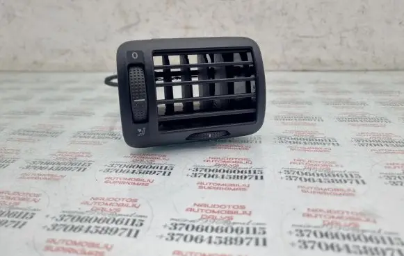 Volkswagen PASSAT B5.5 Dashboard side air vent grill/cover trim 3B0819704D