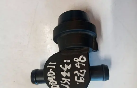 Volvo V60 Valve vacuum 31338891