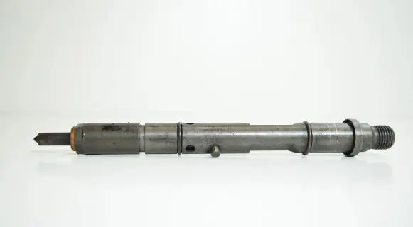 Audi A4 S4 B5 8D Fuel injector 059130201A