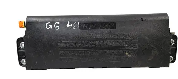 Volkswagen Golf VI Knee airbag 34034010F 5K1880841C 071723020