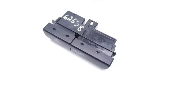 Suzuki SX4 S-Cross Hazard light switch 75H605
