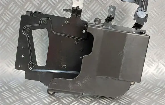 Ford Kuga III Engine control unit holder LX6112A692AD