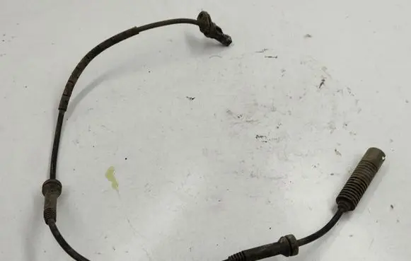 BMW 3 E90 E91 ABS brake wheel speed sensor