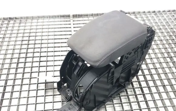 Volkswagen Golf V Armrest 