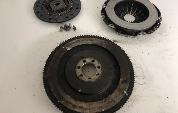 Nissan Note (E11) Clutch set kit