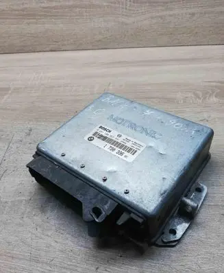 BMW 7 E32 Engine control unit/module ECU 1730396 0261200523