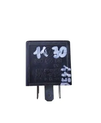 Volkswagen PASSAT B5 Other relay 3B0955531