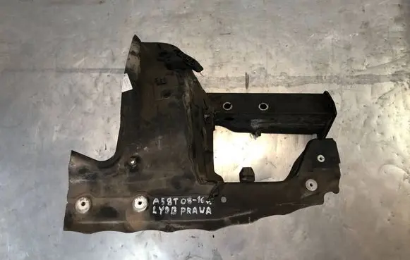 Audi A5 Front bodywork piece A58T