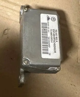 Audi TT Mk1 ESP acceleration yaw rate sensor 7E0907652A 10098503034 2AV2G24A8Z