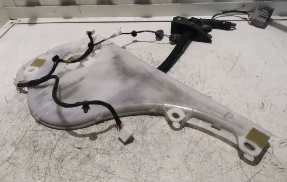 Mazda 5 Sliding door wiring loom Cc6467210e