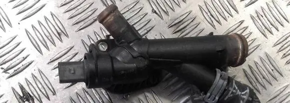 Skoda Fabia Mk2 (5J) Engine coolant pipe/hose 03l121131aa