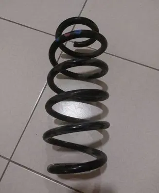 Toyota Auris E180 Rear coil spring