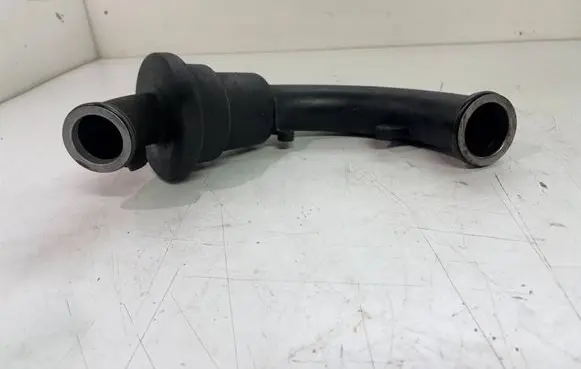 Mercedes-Benz B W246 W242 Intercooler hose/pipe A6511400387 4012203C