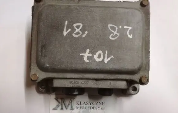 Mercedes-Benz SL R107 Ignition amplifier control unit 0227100001