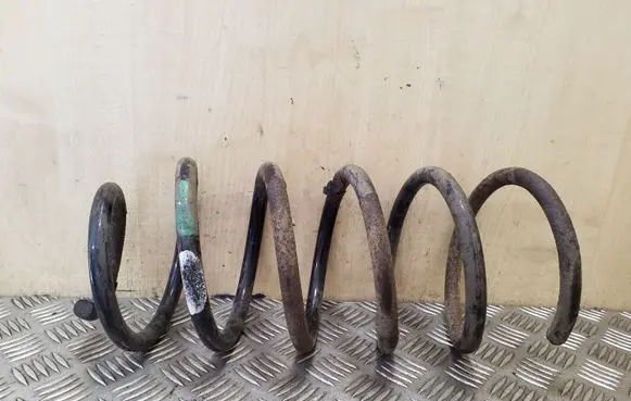 Volvo XC90 Front coil spring