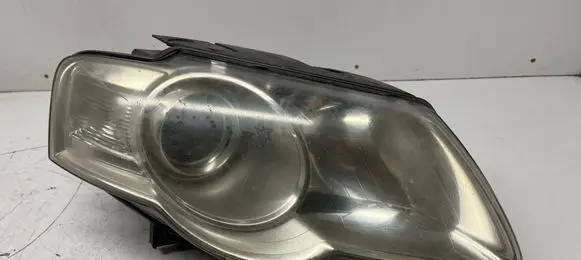 Volkswagen PASSAT B6 Headlight/headlamp 1EL247014