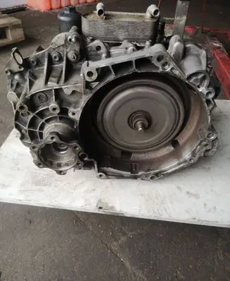 Volkswagen Caddy Automatic gearbox 02E301107