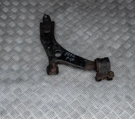 Ford Focus Front lower control arm/wishbone