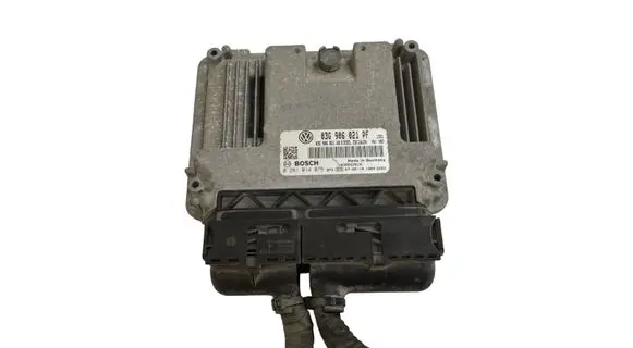 Volkswagen Golf V Engine control unit/module 03G906021PF 03G906021AB 0281014075
