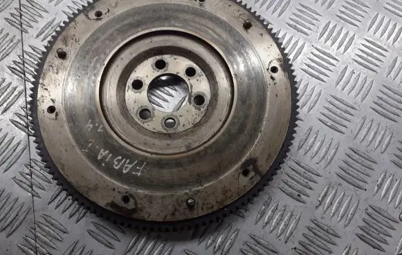 Skoda Fabia Mk1 (6Y) Flywheel 0301052710