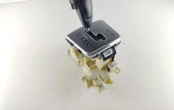 KIA Sorento Gear shifter/selector 