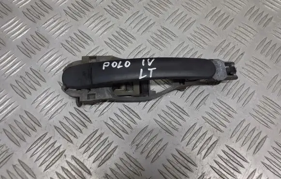 Volkswagen Polo IV 9N3 Rear door handle trim 