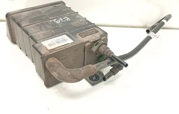 Active carbon filter fuel vapour canister