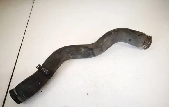 Opel Insignia A Engine coolant pipe/hose 13239142da