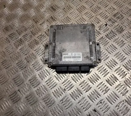 Renault Laguna II Engine control unit/module 8200126462 8200183770 28SA5361