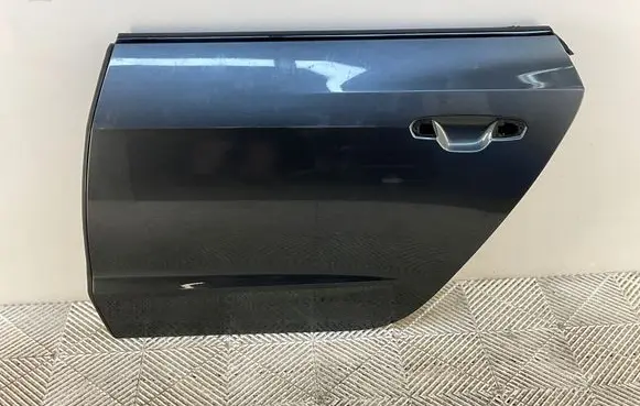 Audi A7 S7 4K8 Rear door