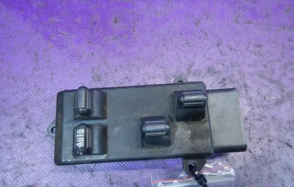 Chevrolet Caravan Quarter vent window switch 
