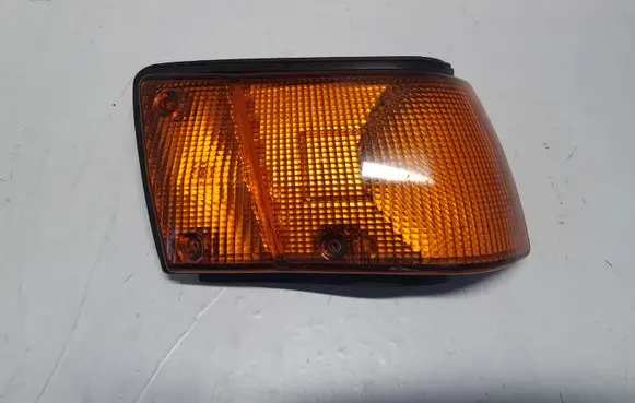 Nissan Sunny Front indicator light IKI5162
