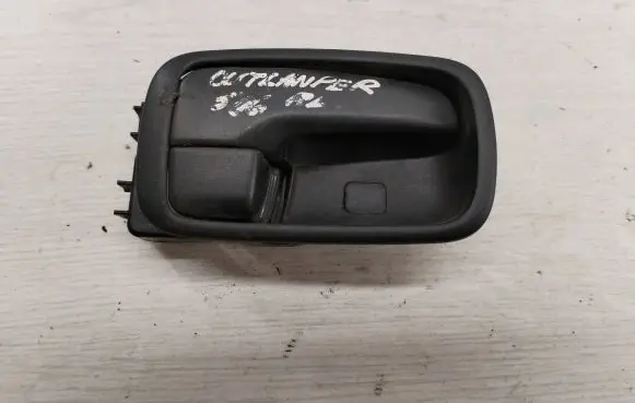 Mitsubishi Outlander Front door interior handle