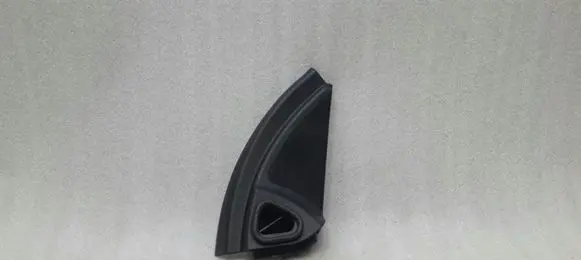 Mercedes-Benz ML W164 Front door speaker cover trim A1647201670