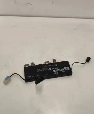 BMW 7 E38 Antenna control unit 8364084