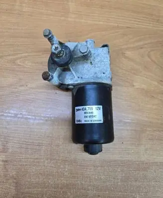 Volvo XC90 Wiper motor 8693849 404799
