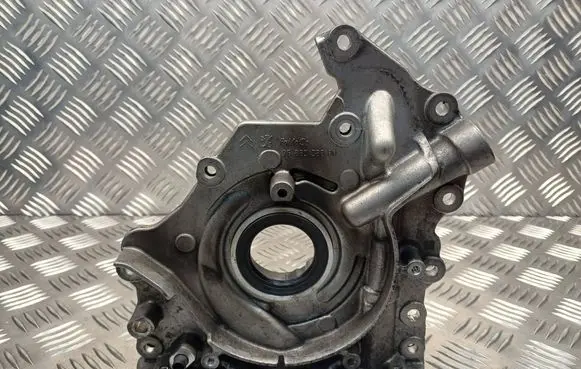 Citroen C4 I Picasso Oil pump 9686038880