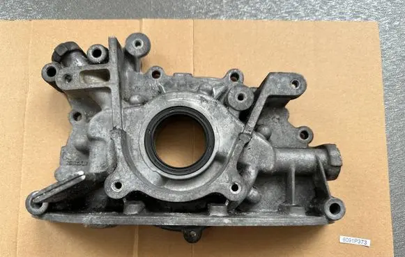 Nissan Patrol Y60 Oil pump 1501022J02