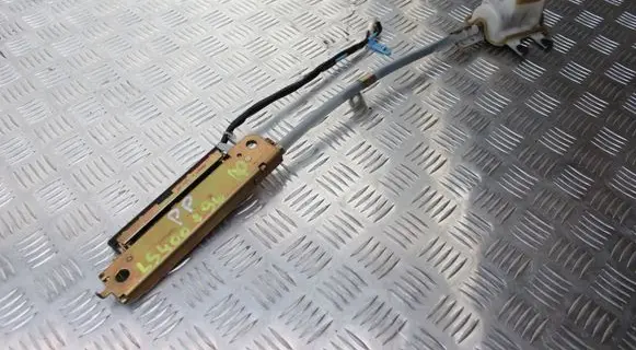 Lexus LS 400 Seat belt adjustment motor 