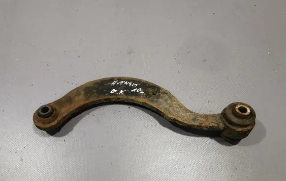 Rear upper control arm/wishbone