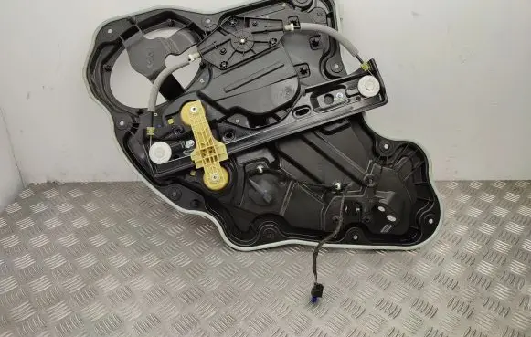 Jeep Compass Rear door window regulator with motor 68243945AA 68243945 P68341752AB