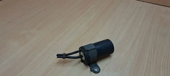 Vacuum air tank
