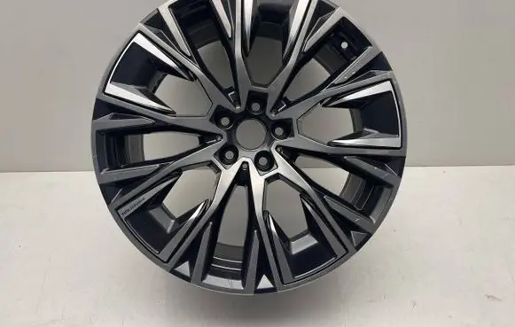 BMW i4 R20 alloy rim 8747311