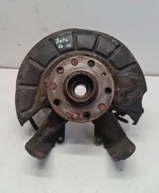 Volkswagen Jetta V Front wheel hub spindle knuckle