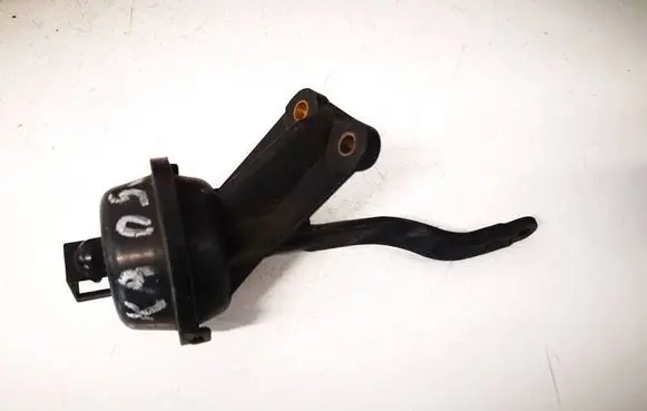 Opel Astra H Valve vacuum 