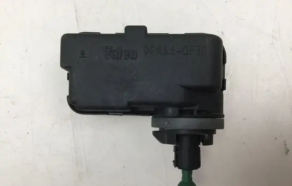 Volkswagen Golf IV Headlight level adjustment motor 1J0941295F