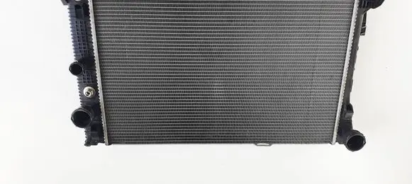 Mercedes-Benz E W212 Coolant radiator